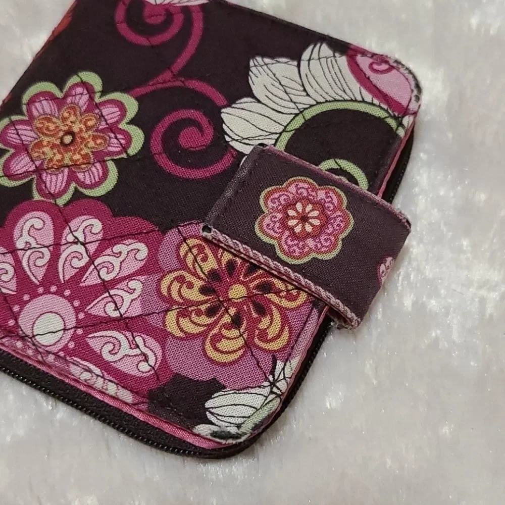 Vera Bradley Mini ID Case Wallet Mod Floral Pink Vintage Collection Quilted 4" - Picture 3 of 8